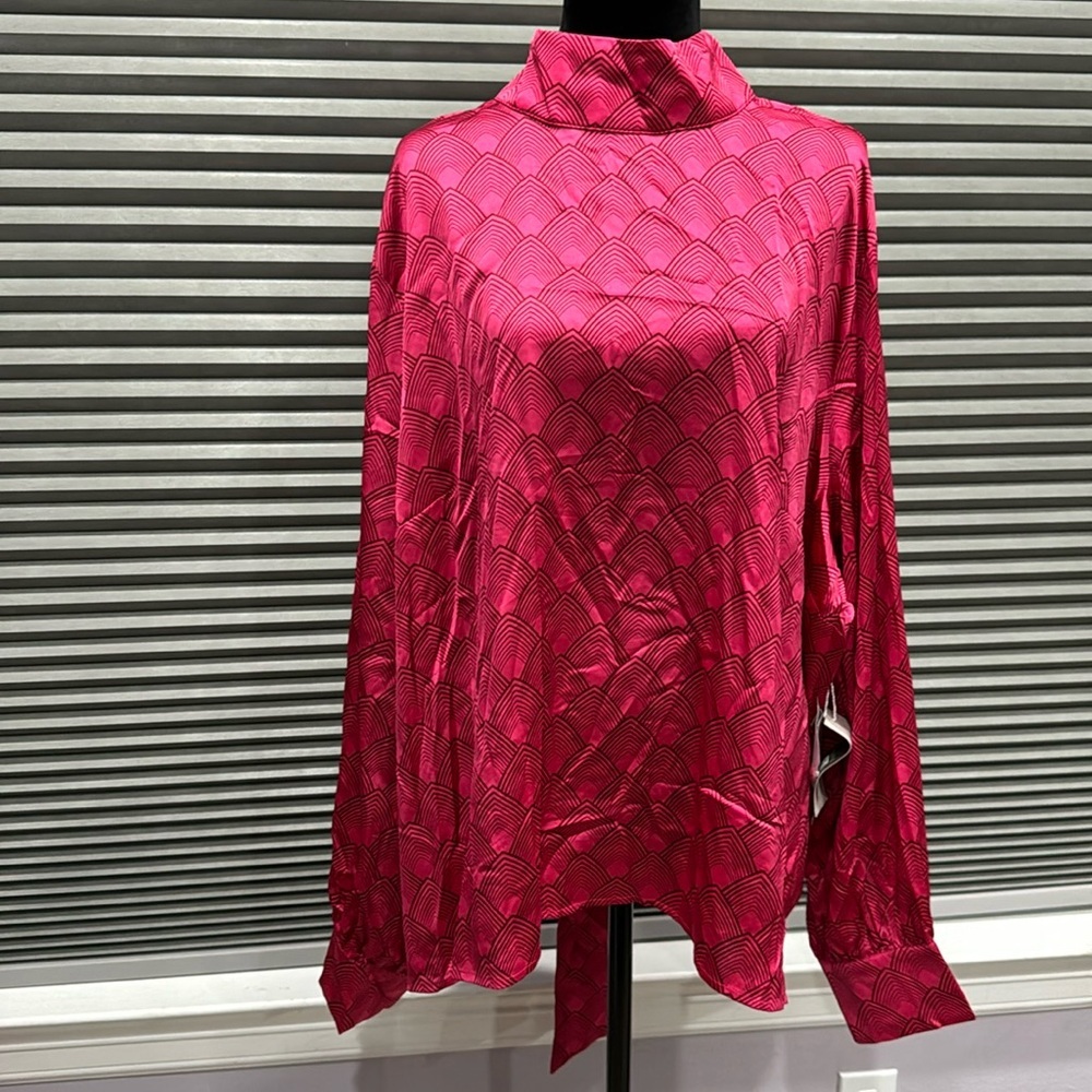 Bow tie blouse